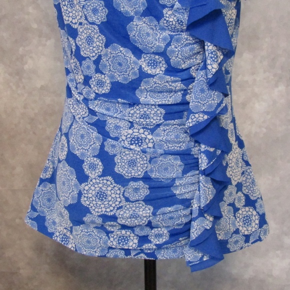 ELLE Blue Floral Ruffled Top Size M - Picture 3 of 6